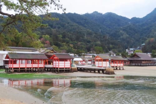 厳島神社
