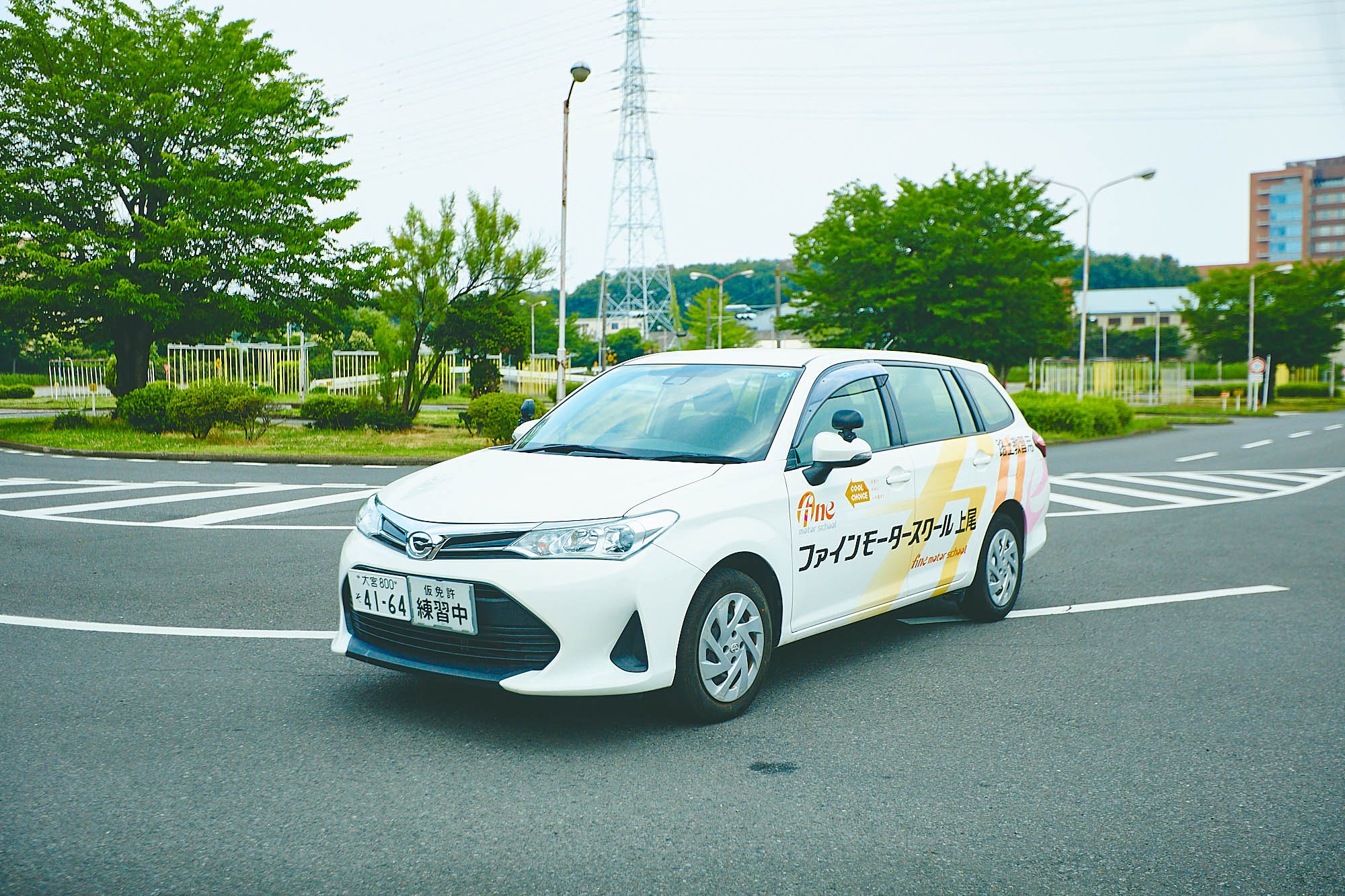 普通自動車
