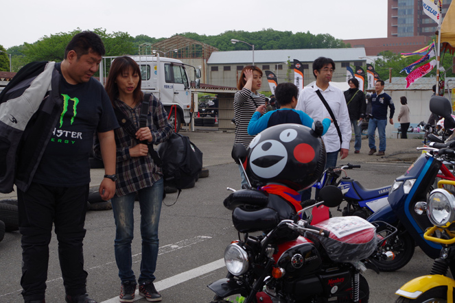 様々なバイクが並んでいました