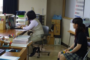 自習室での仕事を見学