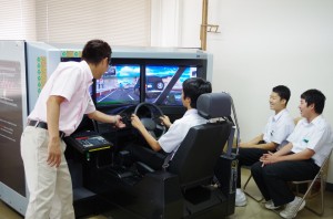 運転シミュレータの体験