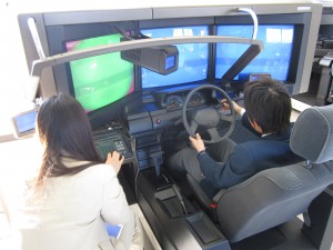 運転シミュレータ体験