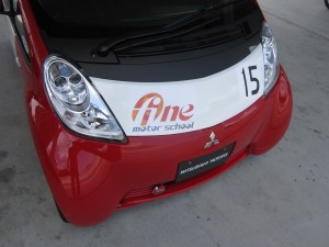 車両　三菱　i-MiEV