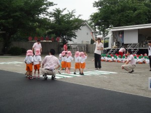 横断歩道の渡り方（屋内・年少）